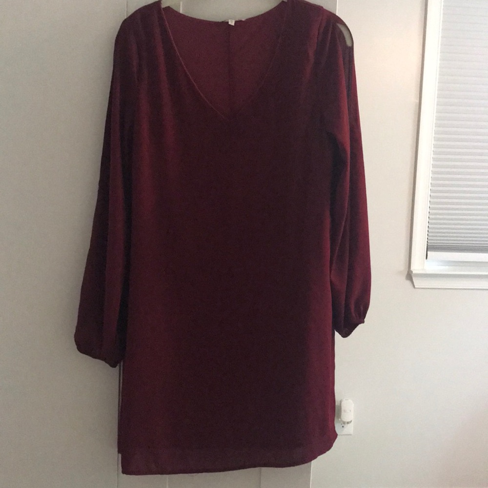 Burgundy shift dress!